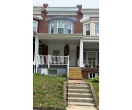 Building Photo - 615 N Rosedale St