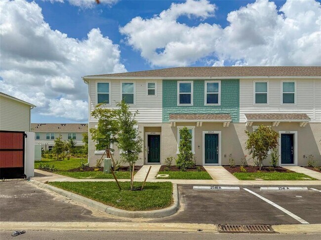 Building Photo - 8948 Daybreak St