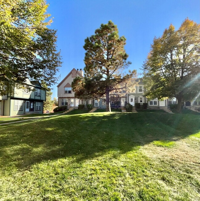 Building Photo - 14324 E Hawaii Cir