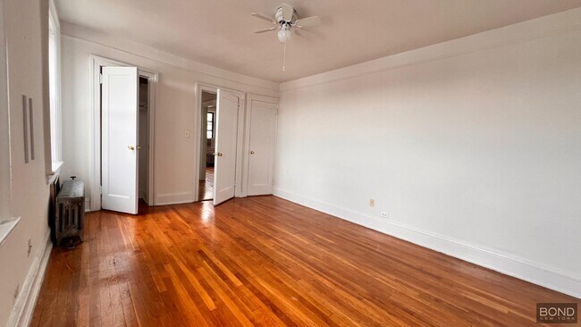 Foto del edificio - 32-15 35th St