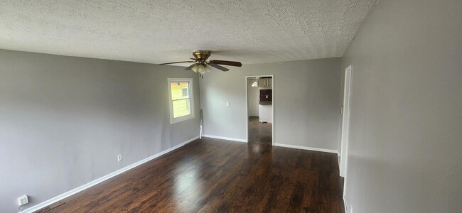 Photo - 17001 Lipton Ave House