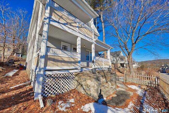 Foto del edificio - 78 Maplewood Ave
