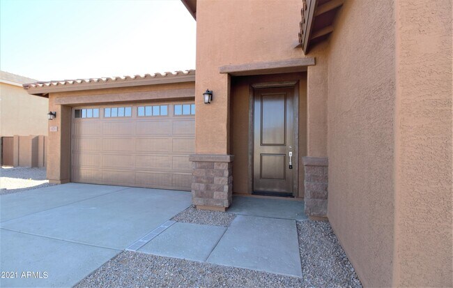 Building Photo - 471 E Emerald Dr