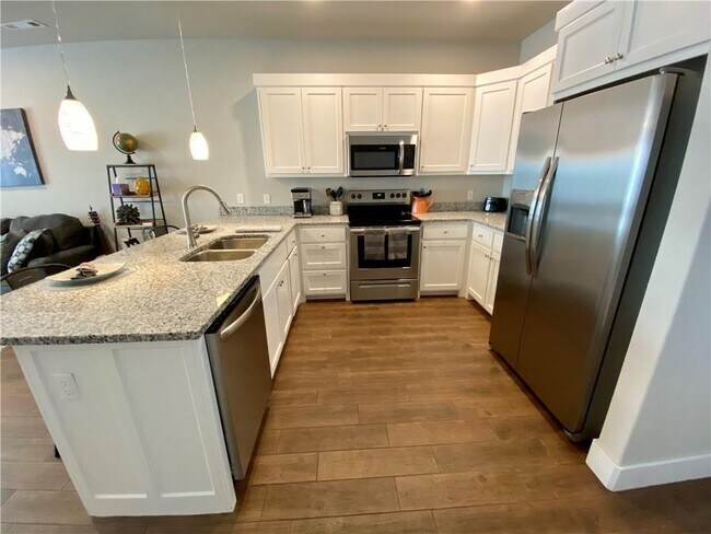 Foto del edificio - 7634 Har-Ber Ave