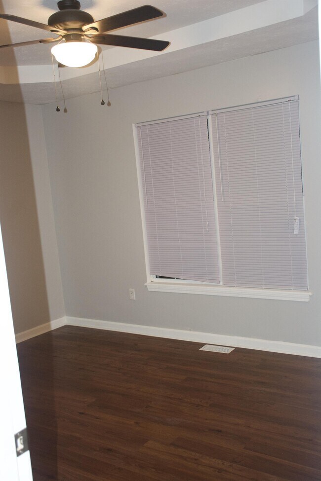 Building Photo - 1516 Haskin Ave