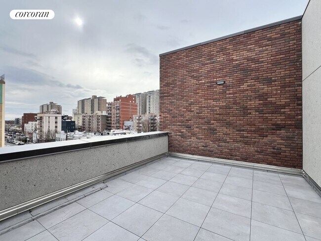 Foto del edificio - 2833 Brighton 3rd St