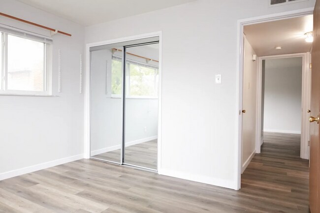 Dormitorio 1 - 5 S Big Bend Blvd