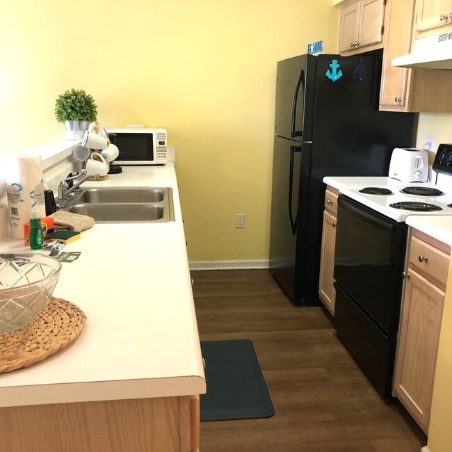 Photo - 581 Blue River Ct Townhome
