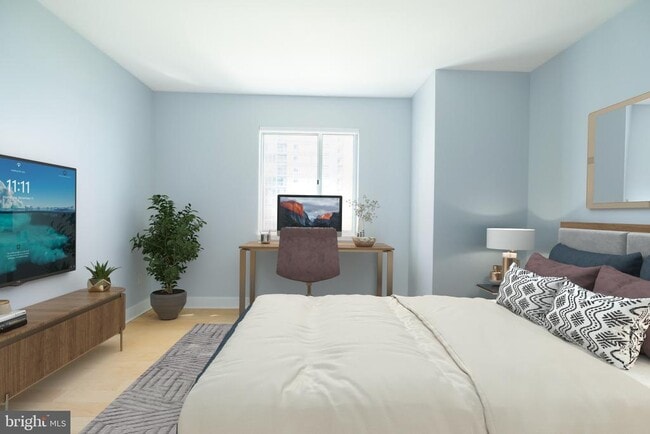 Building Photo - 901 N Penn St