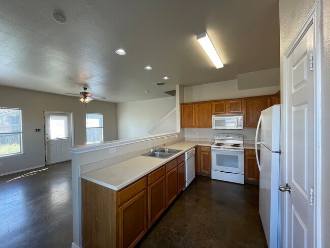 Foto del edificio - Townhome for rent