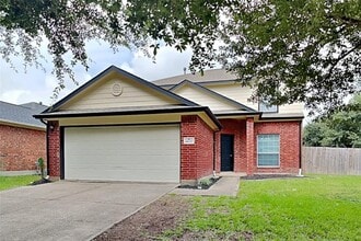 Building Photo - 18027 Hillock Glen Ln