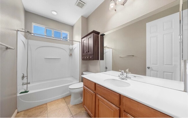 Foto del edificio - 14584 Sleepy Creek Dr