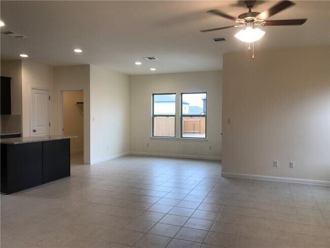 Building Photo - 308 Arabian Colt Dr
