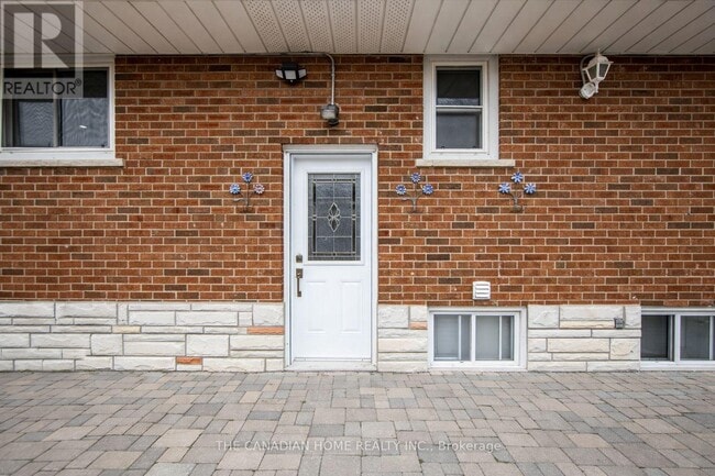 Building Photo - 70 Moraine Hill Dr