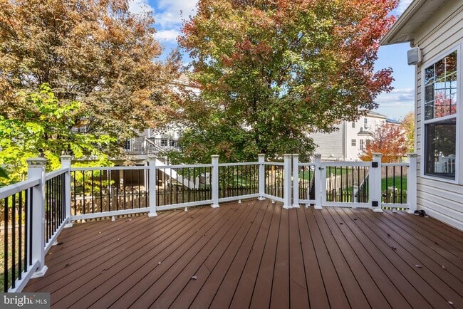 Foto del edificio - 41980 Ural Dr