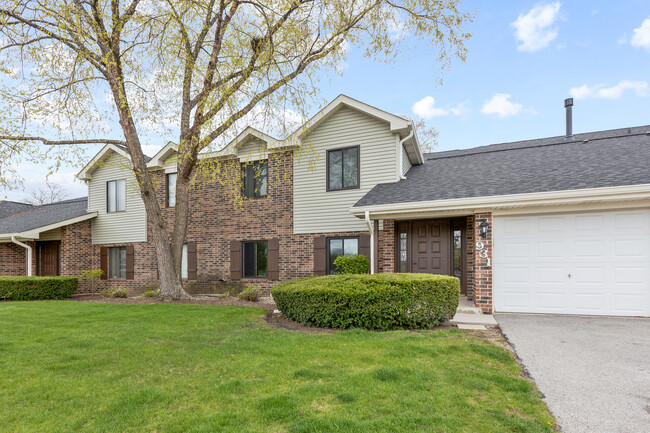 Foto del edificio - 931 Cross Creek Dr N