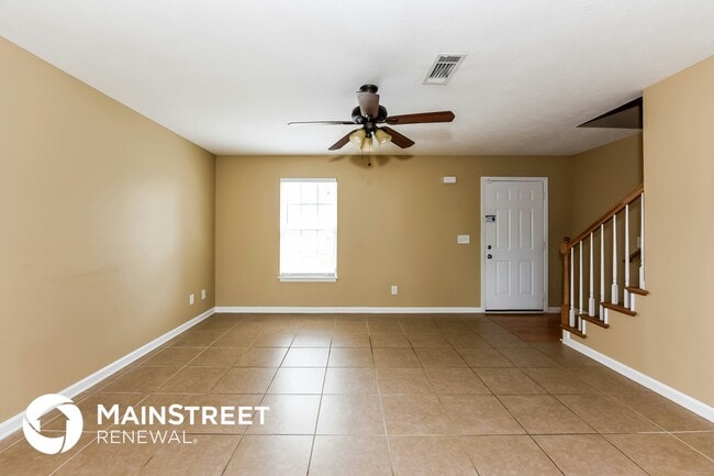 Foto del edificio - 144 Dreville Dr