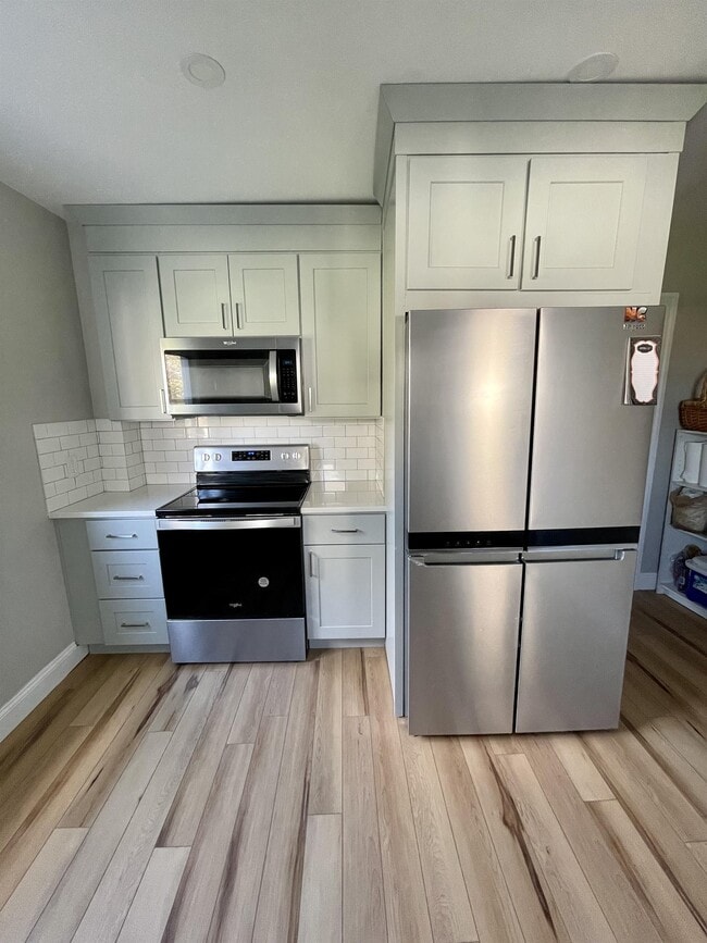 Photo - 72 Sayles Ave House