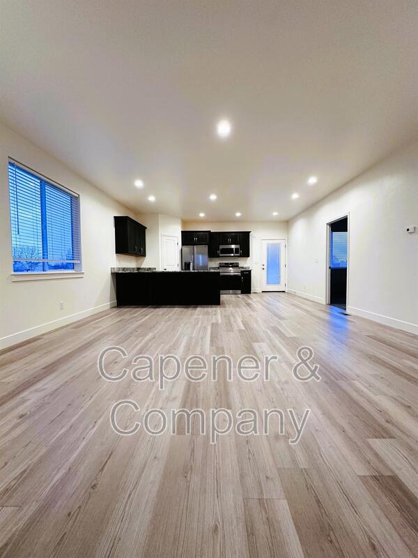 Building Photo - 225 W 950 S