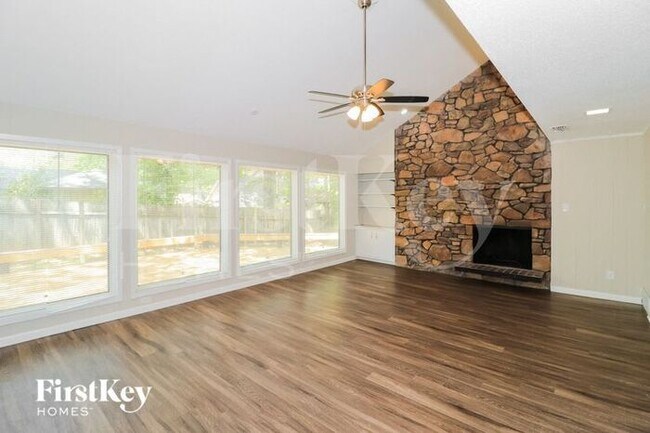 Building Photo - 5202 Wren Cove