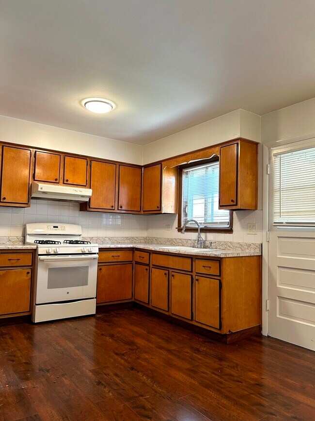 Foto del edificio - 9942 W Cermak Rd