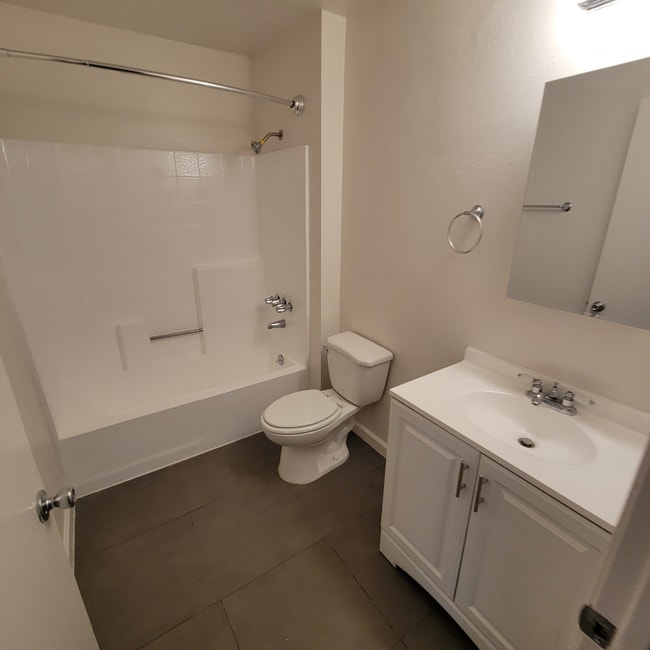 Foto del edificio - 5011 Monte Vista St