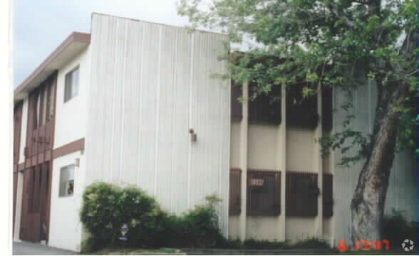 Foto del edificio - 10937 Bloomfield St