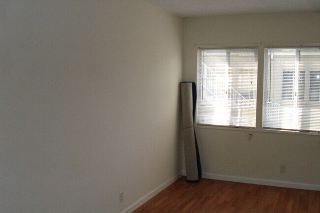 Foto del edificio - 742 N Garfield Ave