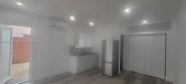 Building Photo - 11030 NW 18th St