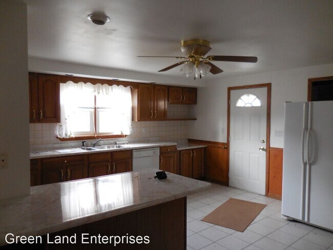 Building Photo - 3 br, 1.5 bath House - 317 Blair Street