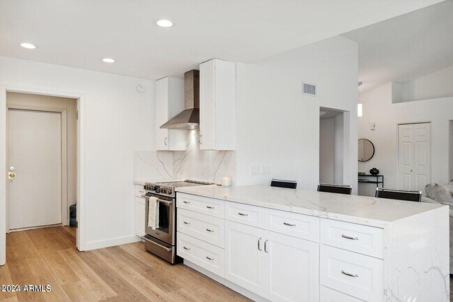 Foto del edificio - 1453 E Kent Ave