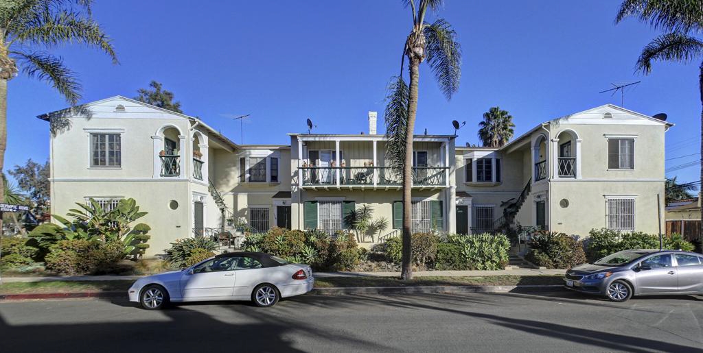 Primary Photo - 1000 S La Jolla Ave