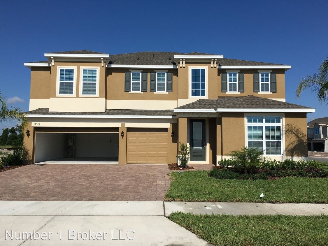5 br, 3 bath House 14529 Driftwood Court House Rental in Winter