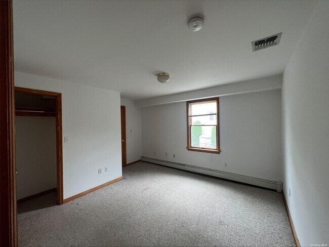 Building Photo - 13 Mackey Ave