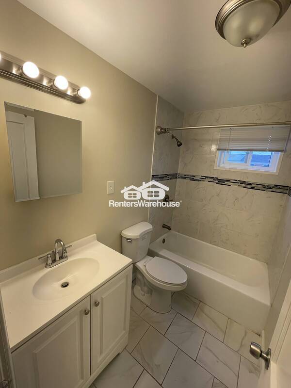 Foto del edificio - 2363 Searles Rd