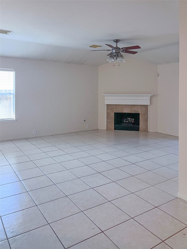 Building Photo - 659 Cypresswood Trce