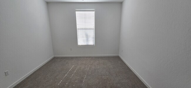Building Photo - 2682 Highland Ave