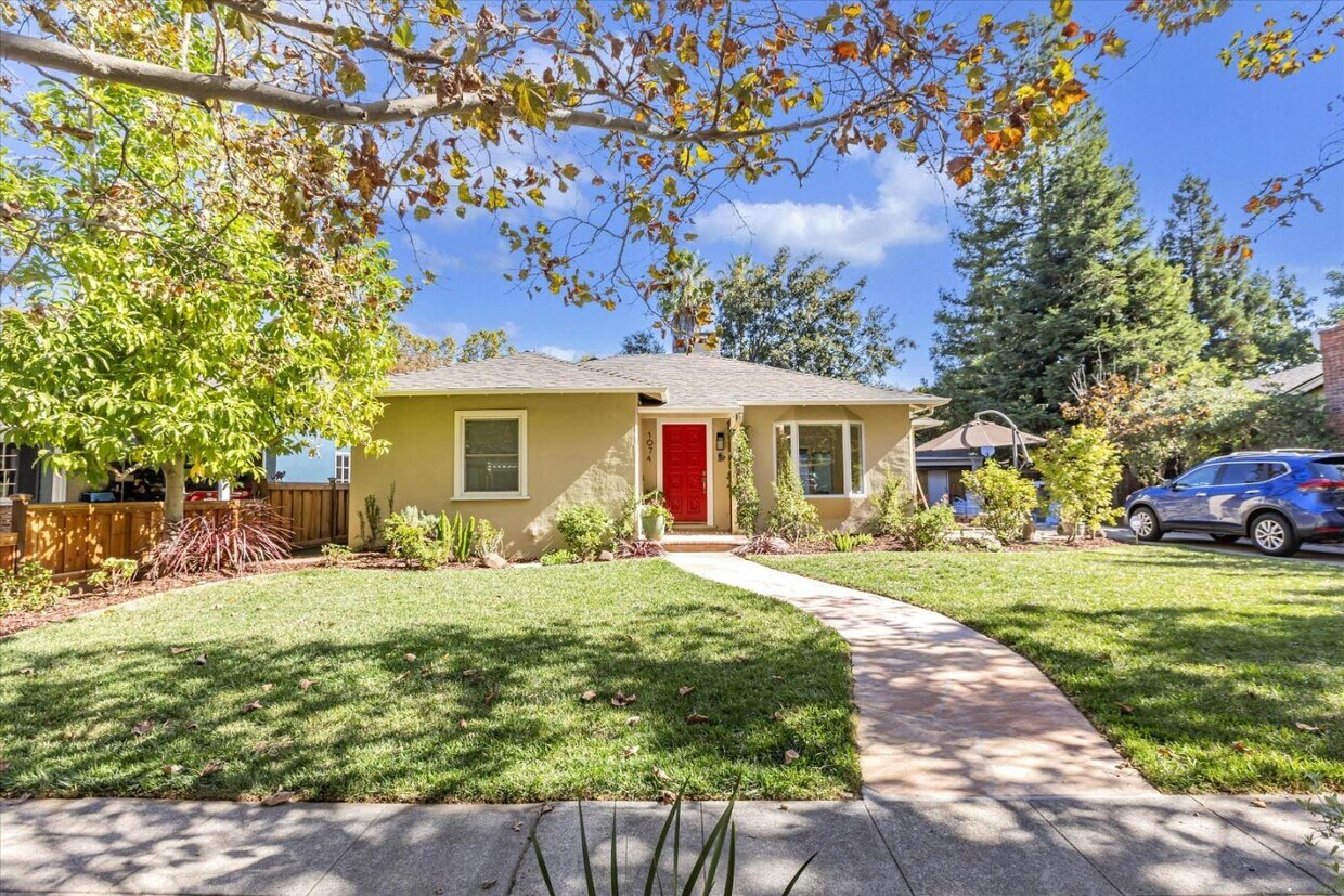 Foto principal - 1074 Cherry Ave