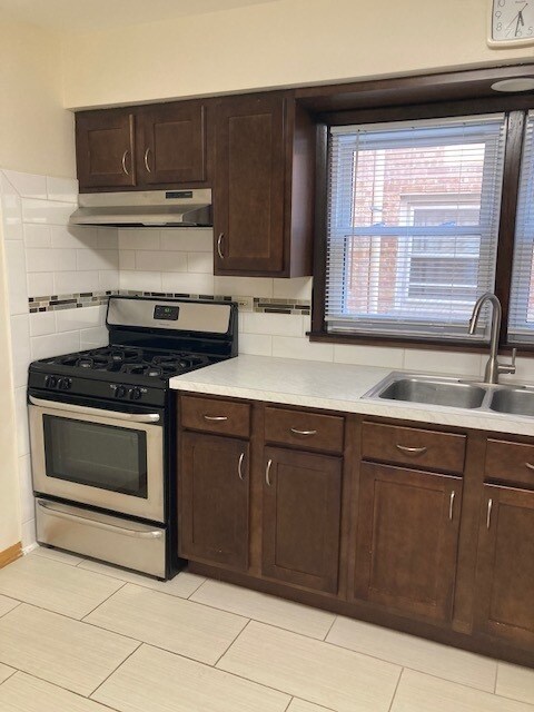 Foto del edificio - 6856 W Gunnison St