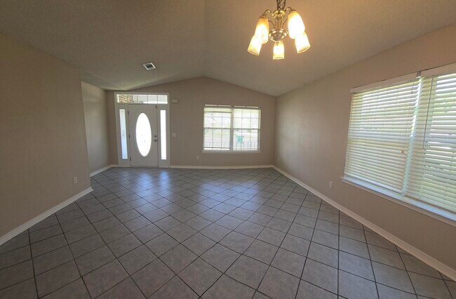Foto del edificio - 418 Pristine Water Ln