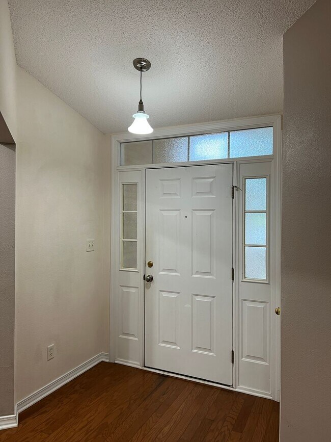 Foto del edificio - 4 Bedroom in North Milton