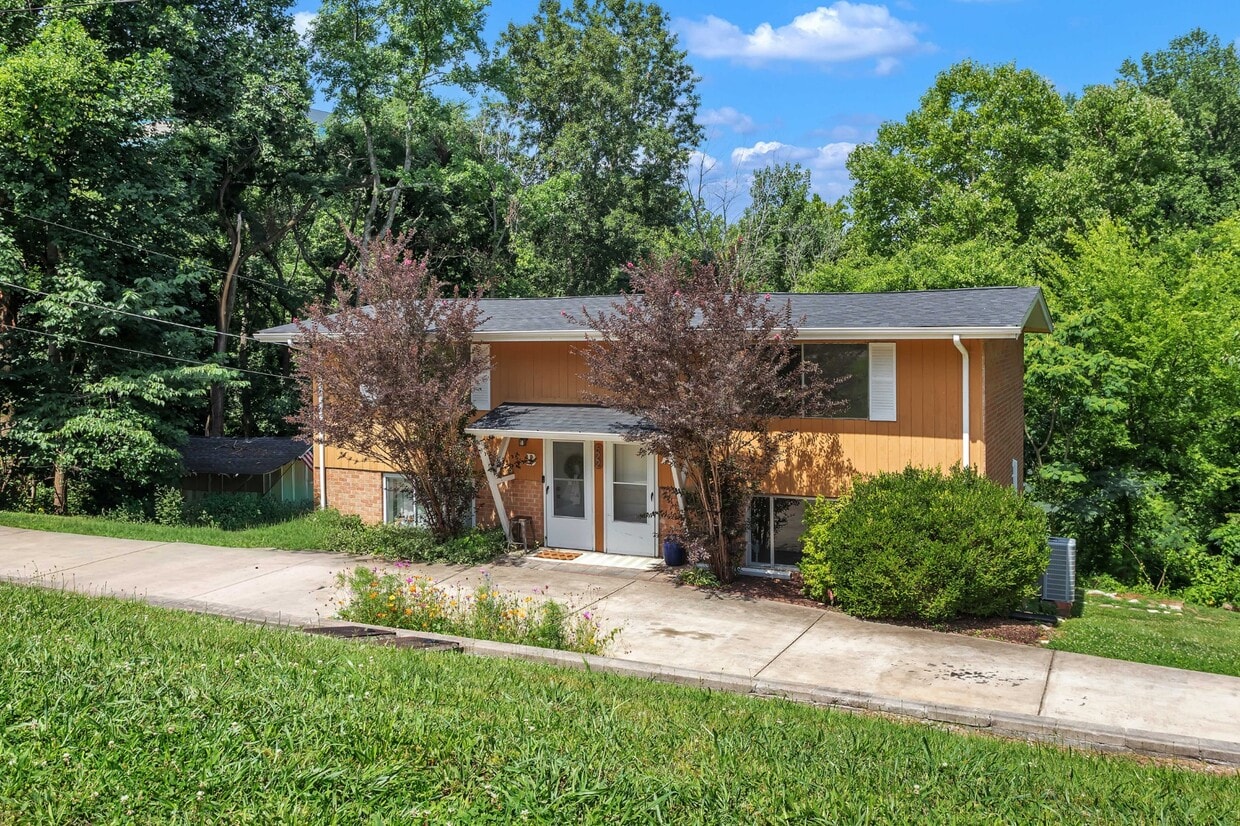 Photo - 622 Ermac Dr (Nashville, TN)
