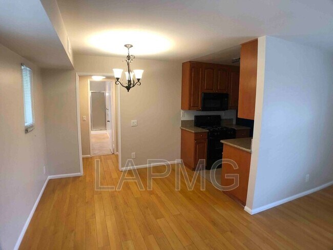 Foto del edificio - 5435 Bellingham Ave