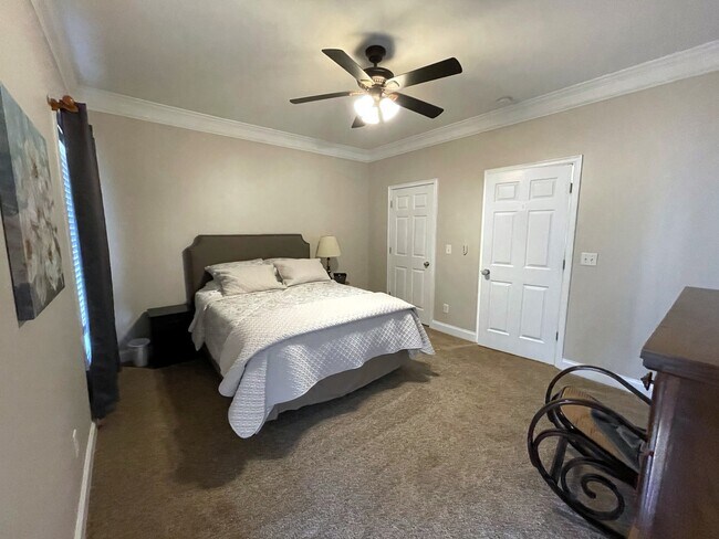 Foto del edificio - 127 Post Oak Rd