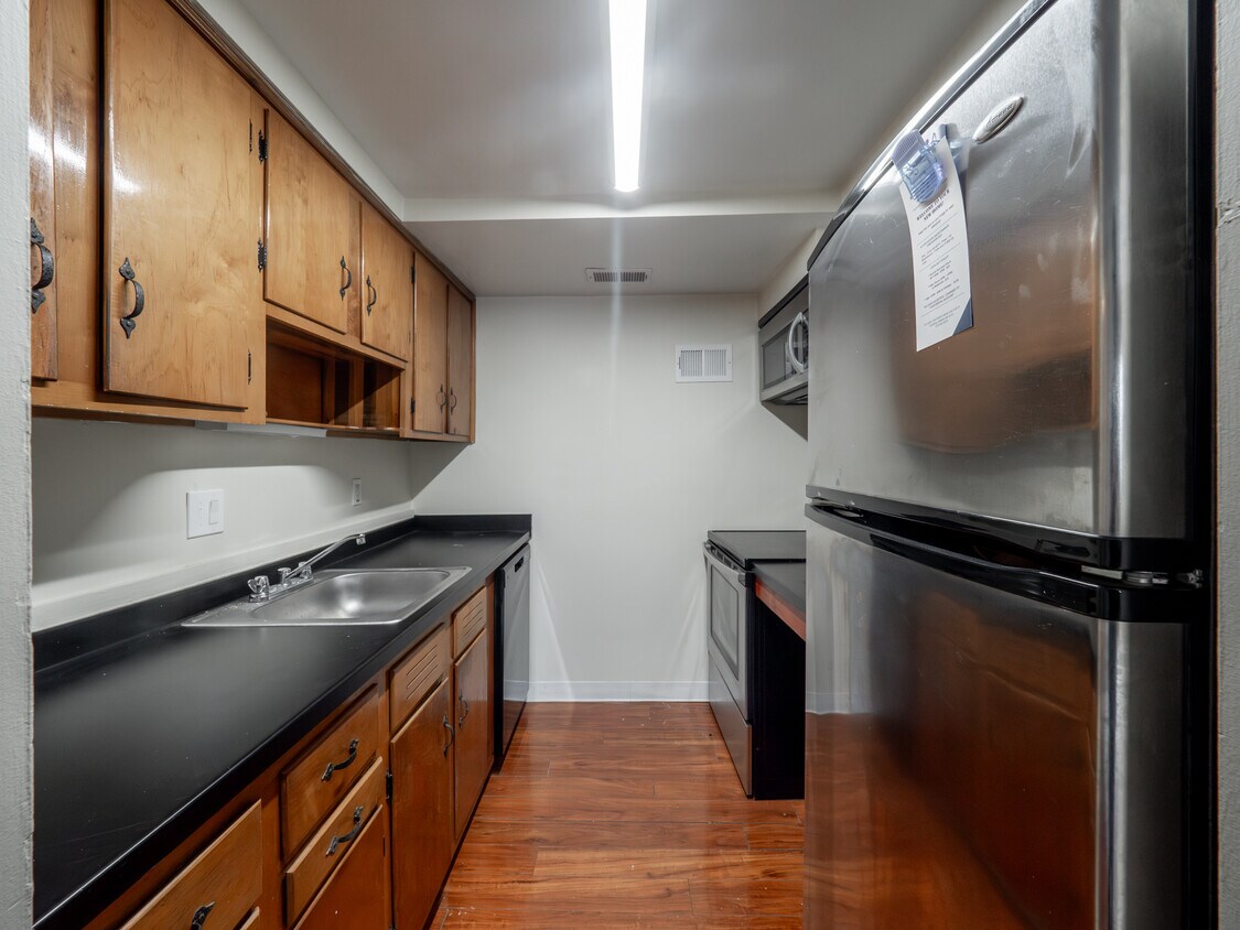 Regent Square Apartments in Pittsburgh, PA