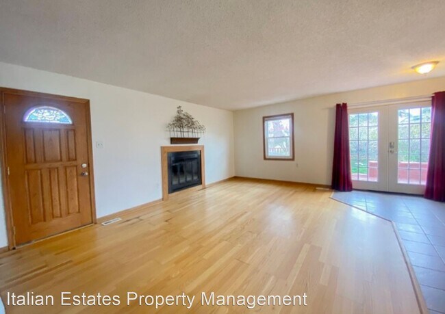 Building Photo - 2 br, 1 bath House - 11207 Rimrock Dr