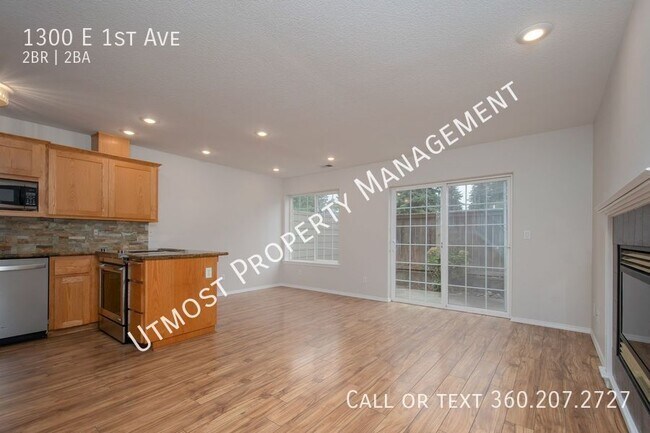 Foto del edificio - 1300 E 1st Ave