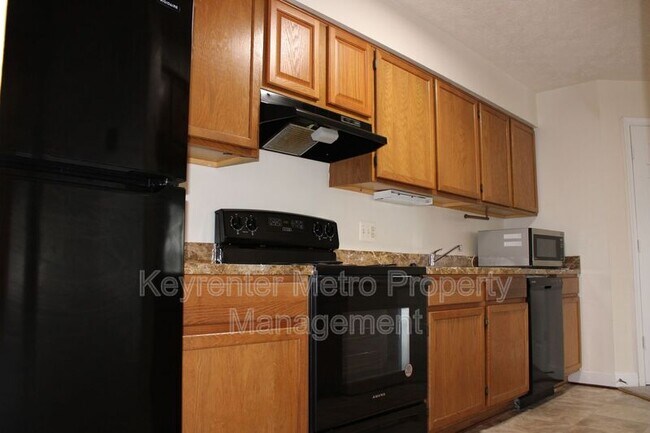 Building Photo - 6100 St Ignatius Dr