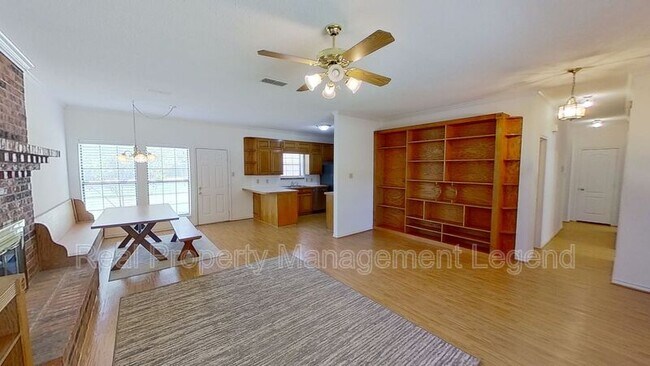 Foto del edificio - 1506 River Hill Dr