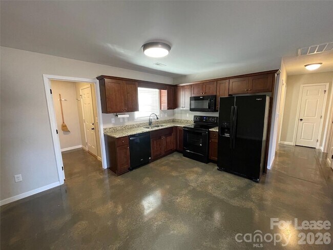 Foto del edificio - 4427 Dillbrook Ln